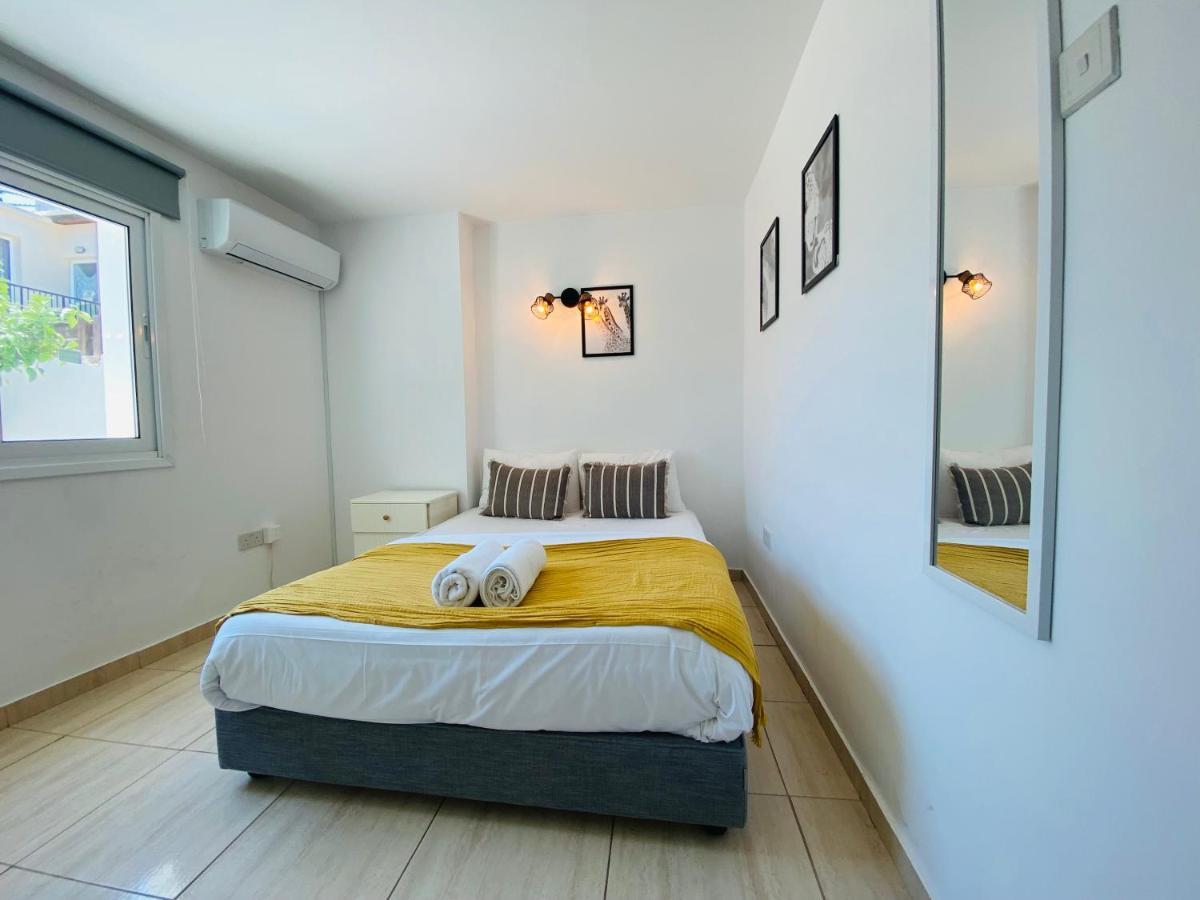 Serena'S 2-Br Apartment In ลาร์นาคา ภายนอก รูปภาพ